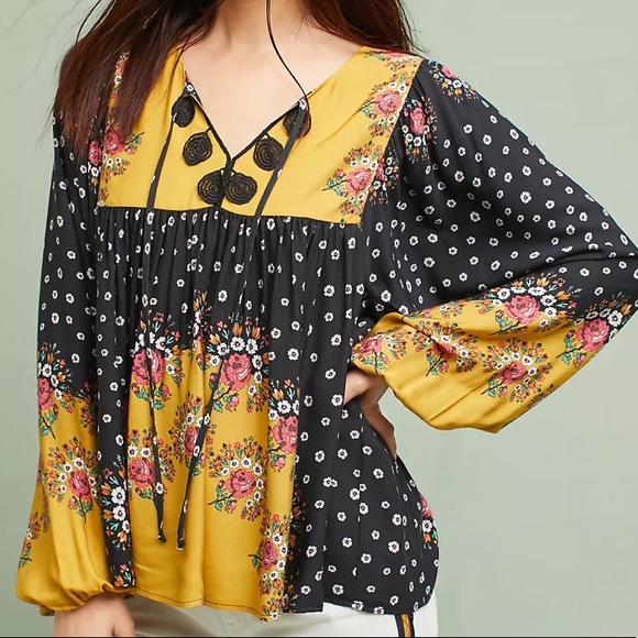 FARM Rio Tops - Farm Rio Intarsia Floral Blouse - XS
